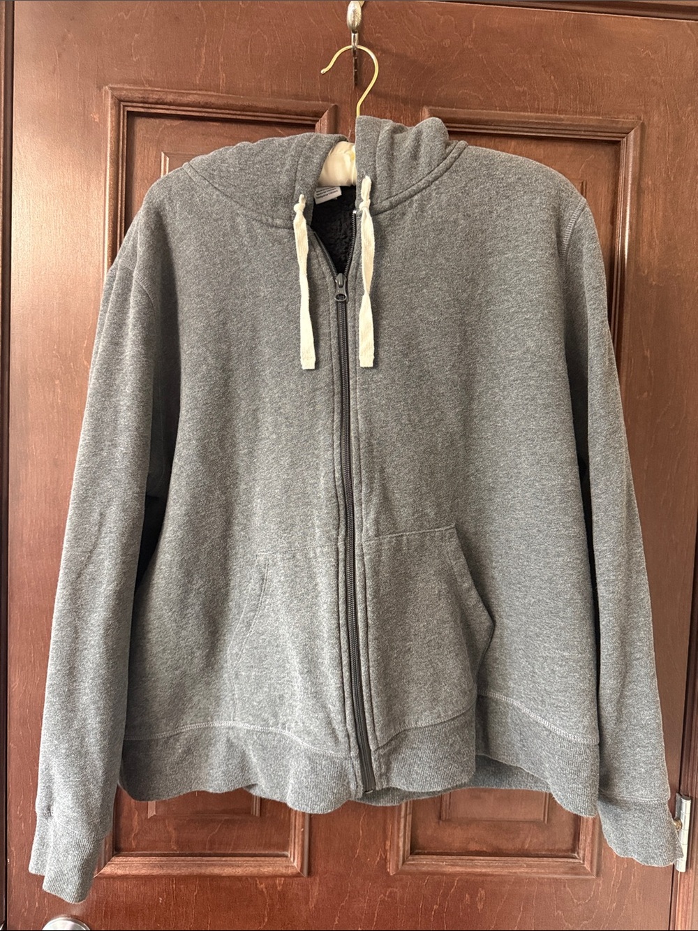 Amazon Essentials Black Fleece-Lined Zip Hoodie
